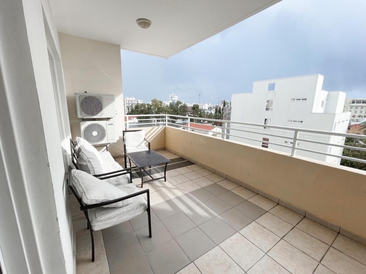 Apartment Capella, Larnaca Bagian luar foto